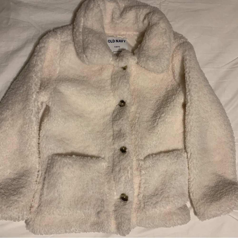 Old Navy Girls Sherpa Jacket size small 6-7 in excellent condition